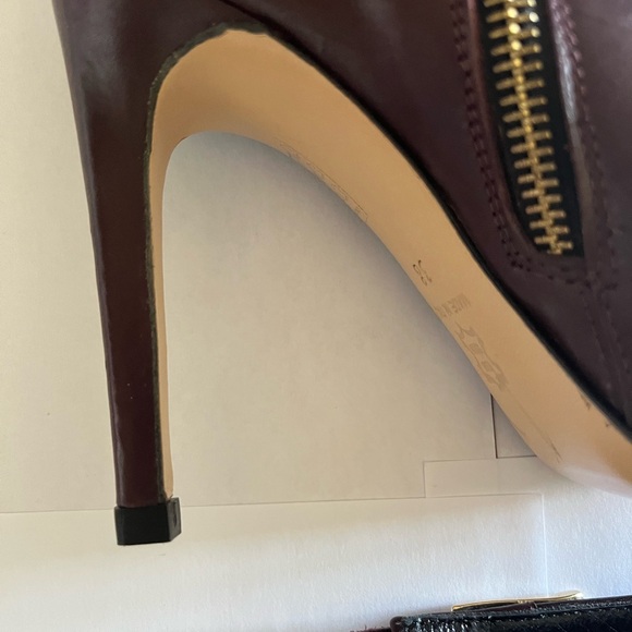 Burgandy leather booties nwot - Picture 6 of 13
